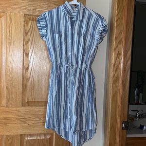 Xs blue and white striped dress